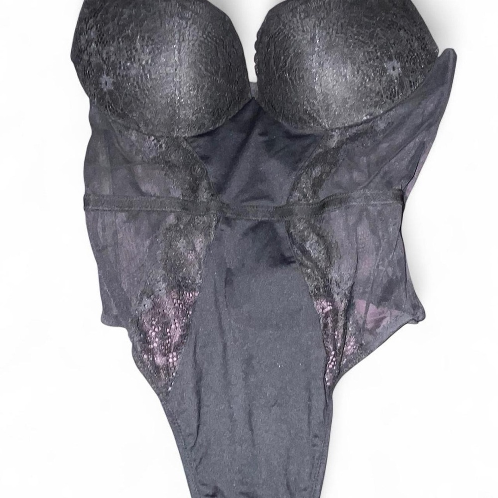 Victoria's Secret Black Lace Bra with Underwire Support